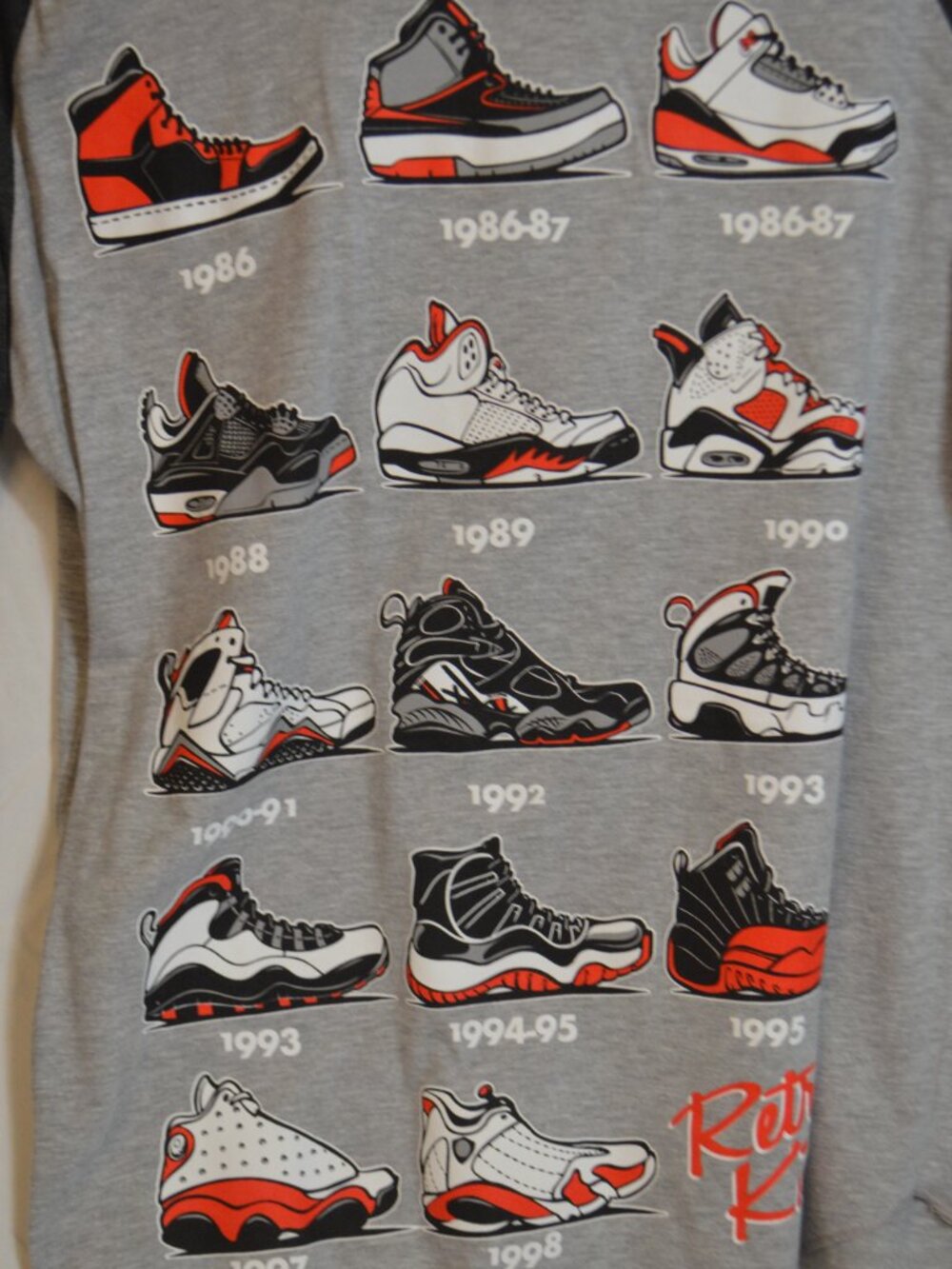 Air Jordan Retro Evolution Graphic Raglan Long Sleeve T-Shirt – Men's Medium - Picture 3 of 3